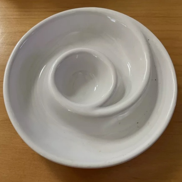 ⚠️ Set of 4 Pottery Barn swirl appetizer plates - Picture 2 of 4